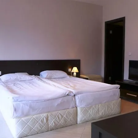 Διαμέρισμα Private Studio In Green Life *