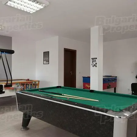 Private Studio In Green Life Μπάνσκο